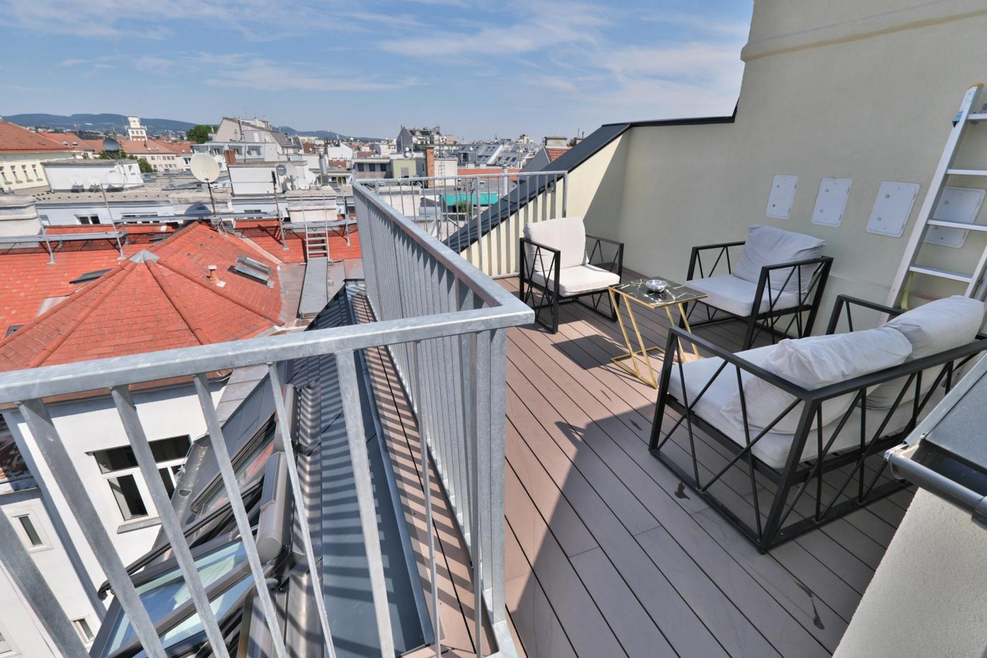 Vienna Lotus Apartments Экстерьер фото